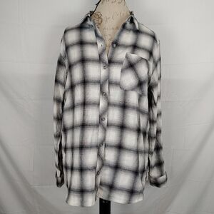 Eddie Bauer Gray & White Forest Flannel Size XL NWT